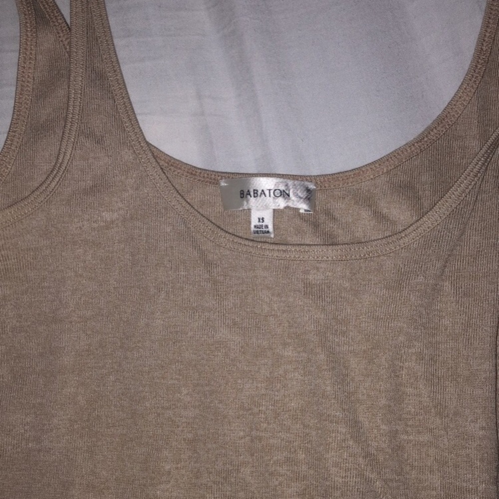 SOLD 💌NWOT Babaton Aritzia Freddie Dress Taupe XS - Picture 7 of 7